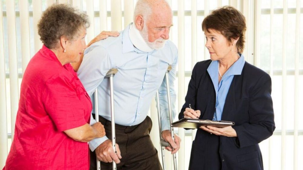 Older gentleman recovering from an injury